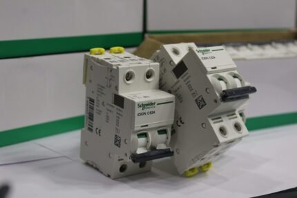 Schneider Electric Breaker